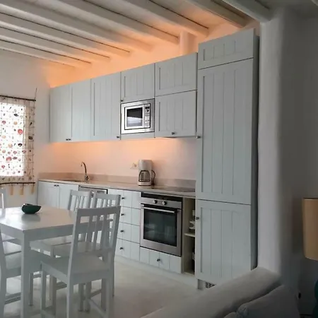 Beautiful In Mykonos With Shared Swimming Pool Feriehus *